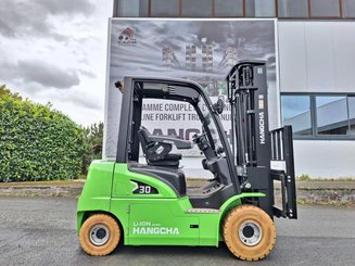 Four wheel front forklift Hangcha XC30i - 5