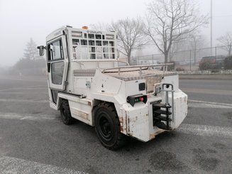Tow tractor Charlatte T135 - 3