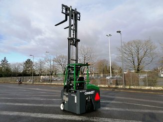 Four-way forklift Combilift CBE2500