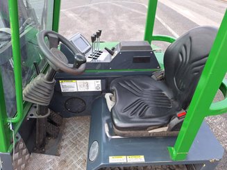 Four-way forklift Combilift CBE2500