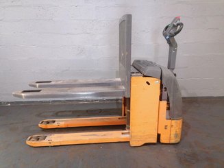 Pedestrian pallet truck OMG 316KN-M - 1