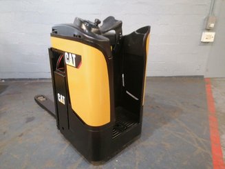 Low-level order picker Caterpillar NPR20N