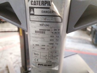Straddle stacker Caterpillar NSP12NS - 6