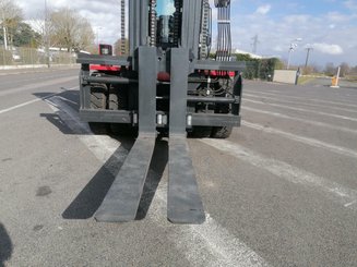 Four wheel front forklift Kalmar DCG160-12 - 8