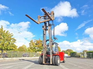 Four wheel front forklift Kalmar DCG160-12