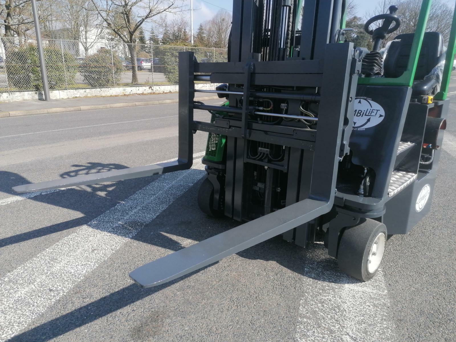 Forklift Forklift