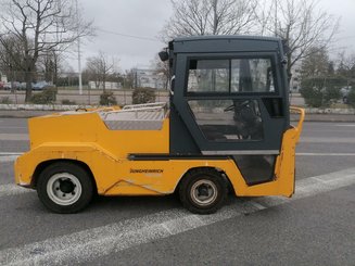 Tow tractor Jungheinrich EZS 6250 - 1