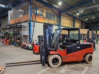 Four wheel front forklift Hangcha J4W100