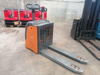 Pedestrian pallet truck OMG 316KN-M - 5