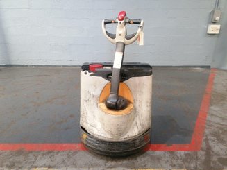 Pedestrian pallet truck Crown WP2320-20 - 3