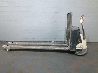 Pedestrian pallet truck Crown WP3020-2.0 - 5