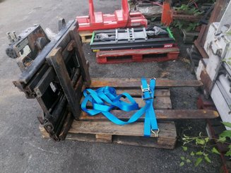 Pallet Fork Clamps CAM Pince à fourches rotative  - 1