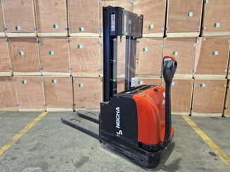 Pedestrian pallet stacker Hangcha CDD16-AC1-L