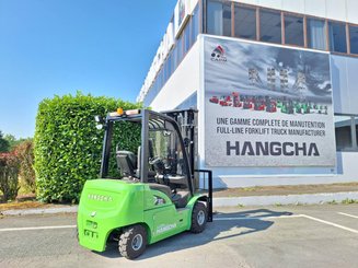 Four wheel front forklift Hangcha XC30i - 4
