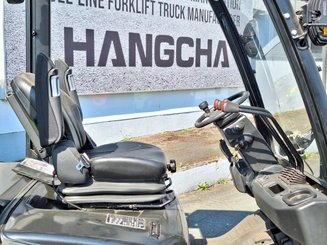 Four wheel front forklift Hangcha XC30i - 13