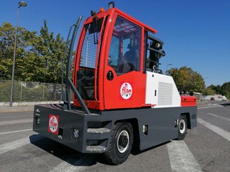 Sideloader forklift truck Combilift C50