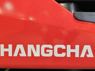 Four wheel front forklift Hangcha XF25G