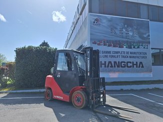 Four wheel front forklift Hangcha XF25G - 1