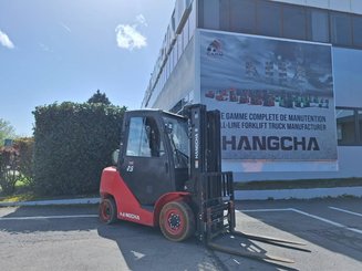 Four wheel front forklift Hangcha XF25G - 1