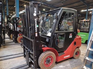 Four wheel front forklift Hangcha XF25G - 1