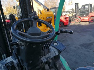 Four wheel front forklift Caterpillar GP30N - 3