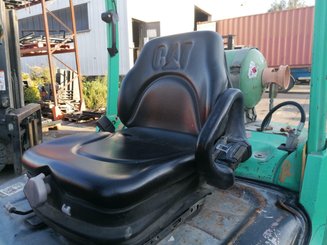 Four wheel front forklift Caterpillar GP30N
