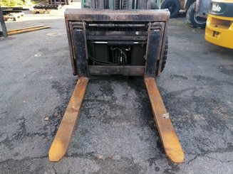 Four wheel front forklift Caterpillar GP30N