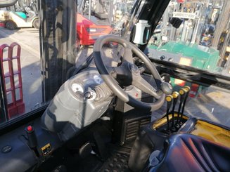 Four wheel front forklift Hyundai 40L-7A - 3