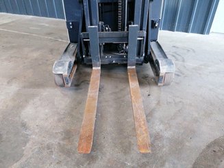 Reach truck Crown ESR5260-1.4 - 7