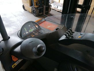Reach truck Crown ESR5260-1.4 - 9