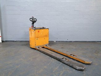 Pedestrian pallet truck OMG 330K - 6