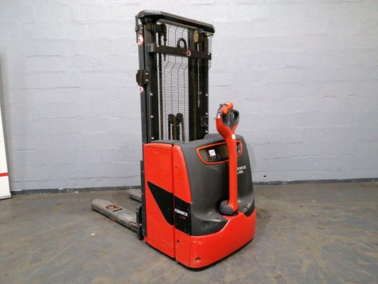 Pedestrian pallet stacker Fenwick L14 - 1