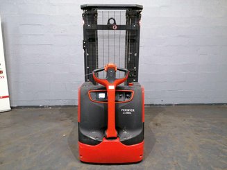 Pedestrian pallet stacker Fenwick L14 - 2