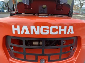 Four wheel front forklift Hangcha XF25G - 13