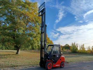 Four wheel front forklift Hangcha XF30G - 6