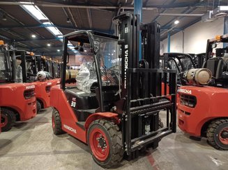 Four wheel front forklift Hangcha XF30G - 1