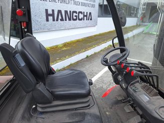 Four wheel front forklift Hangcha XF35G - 6
