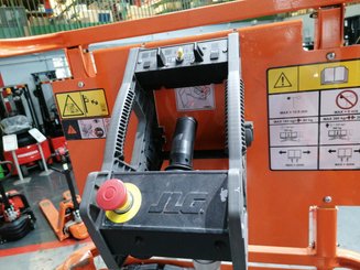 Scissor lift platform JLG 2030ES