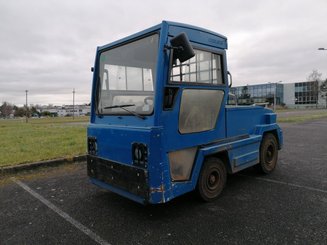 Industrial tractor Charlatte T135 - 1