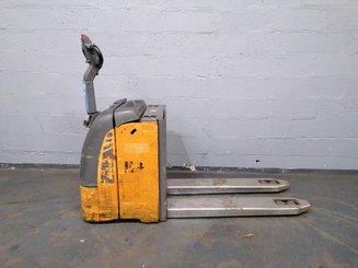 Pedestrian pallet truck OMG 316KN - 5