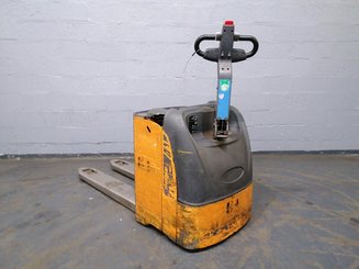 Pedestrian pallet truck OMG 316KN - 2