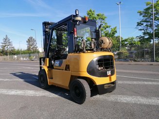 Four wheel front forklift Caterpillar GP40KL