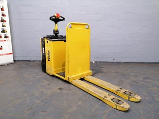 Low-level order picker Yale MO20 - 5
