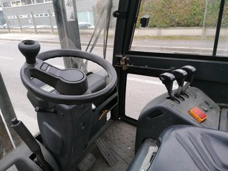 Three wheel front forklift Jungheinrich EFG215