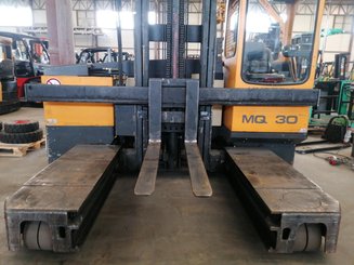 Multidirectional sideloader Hubtex MQ30