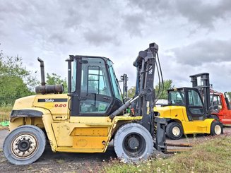Four wheel front forklift Yale GLP 90 DB - 2