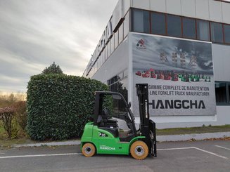 Four wheel front forklift Hangcha XC30i - 5