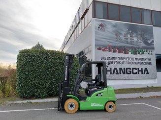 Four wheel front forklift Hangcha XC30i
