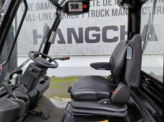 Four wheel front forklift Hangcha XC30i - 6