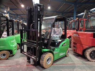 Four wheel front forklift Hangcha XC30 - 1